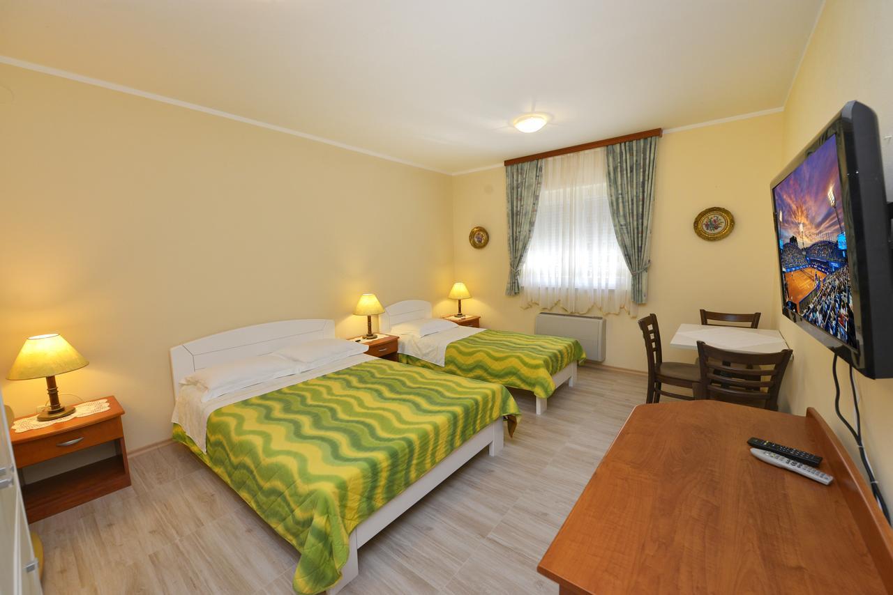 Bed And Breakfast Julia Seget  Ngoại thất bức ảnh